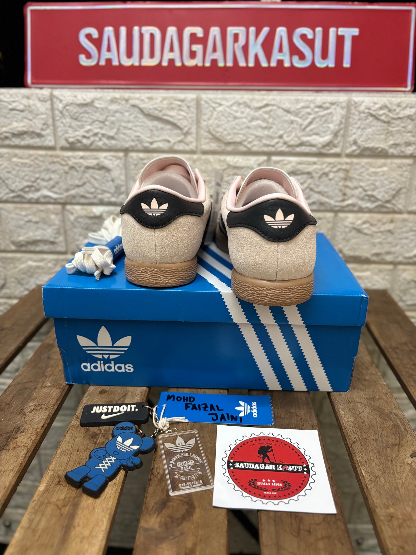ADIDAS STADT Men