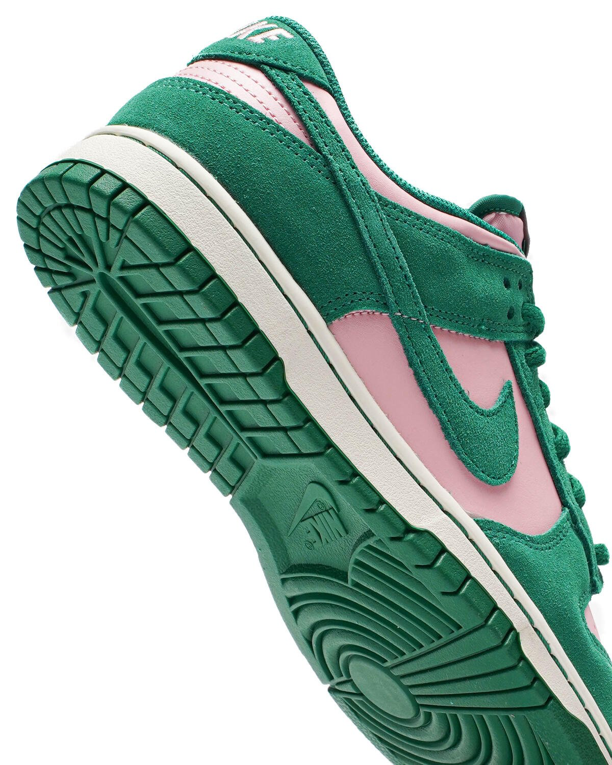 NIKE DUNK LOW RETRO SE “Pink Malachite” Men