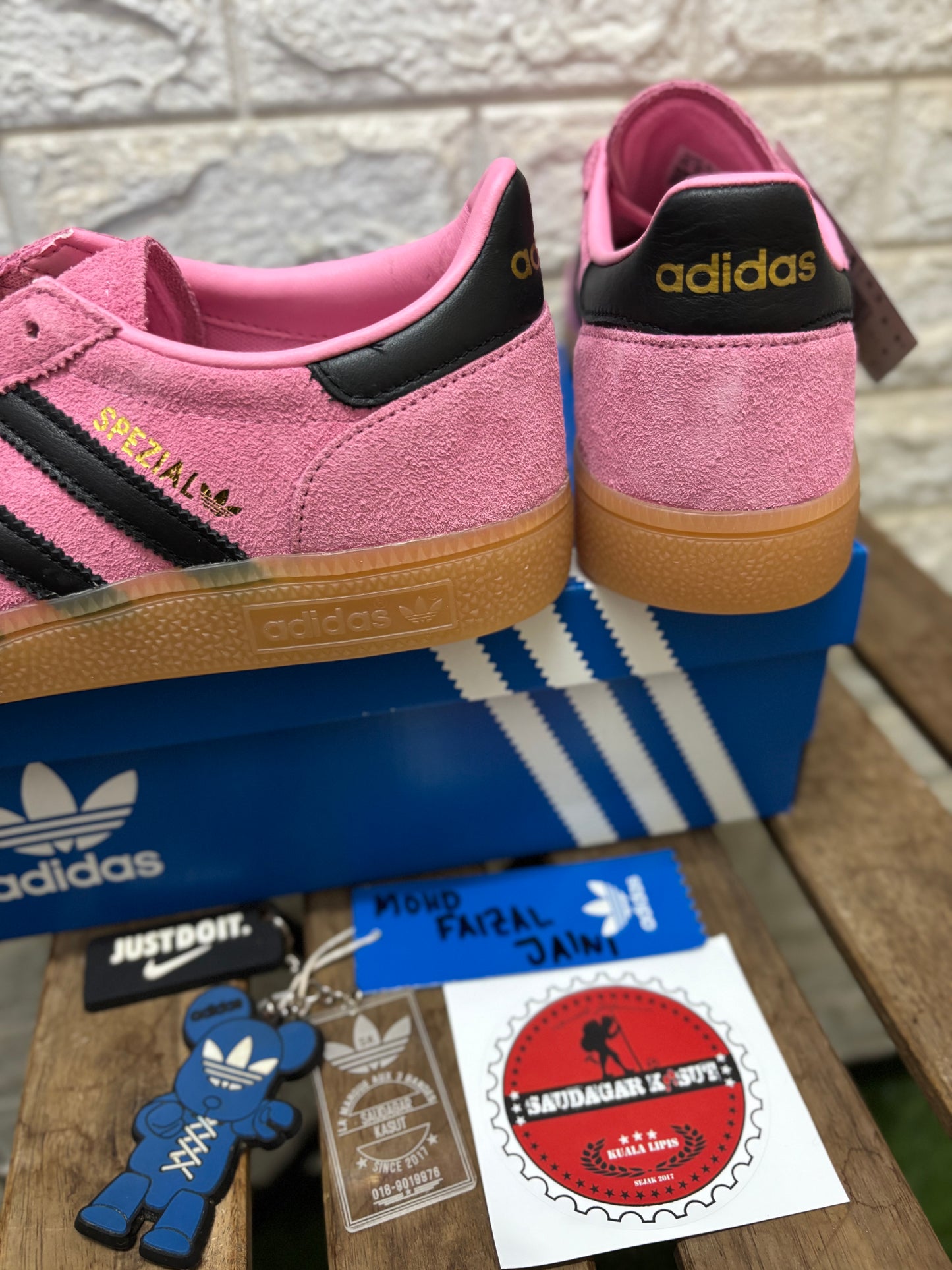 WMNS ADIDAS HANDBALL SPEZIAL