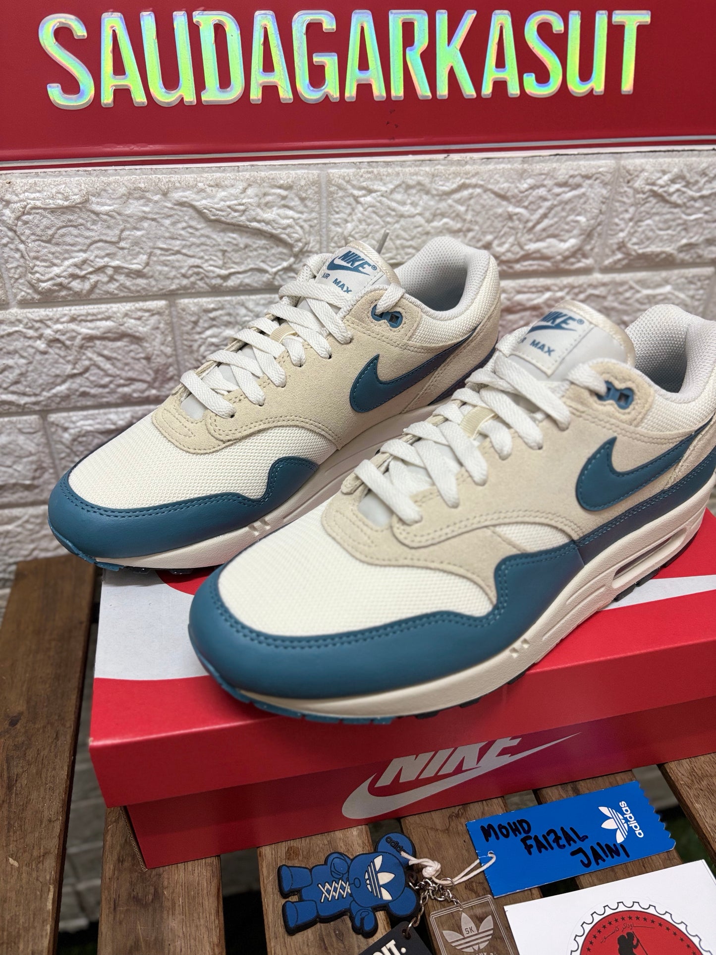 NIKE AIR MAX 1 ESSENTIAL Men