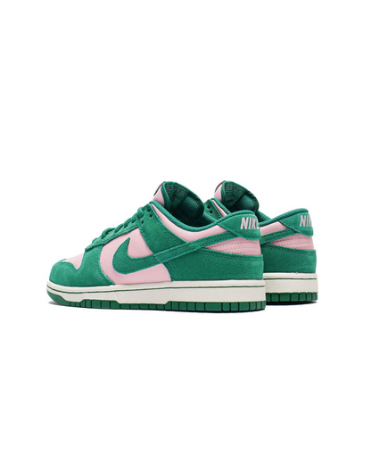 NIKE DUNK LOW RETRO SE “Pink Malachite”