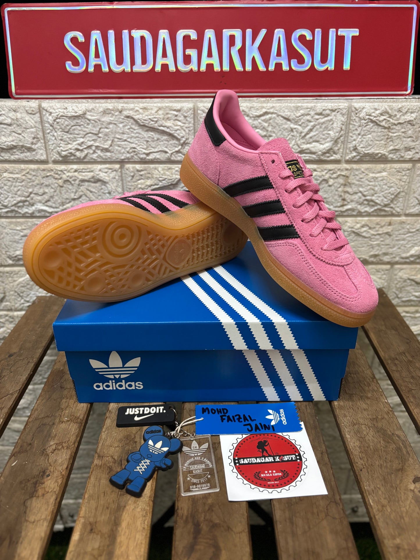WMNS ADIDAS HANDBALL SPEZIAL