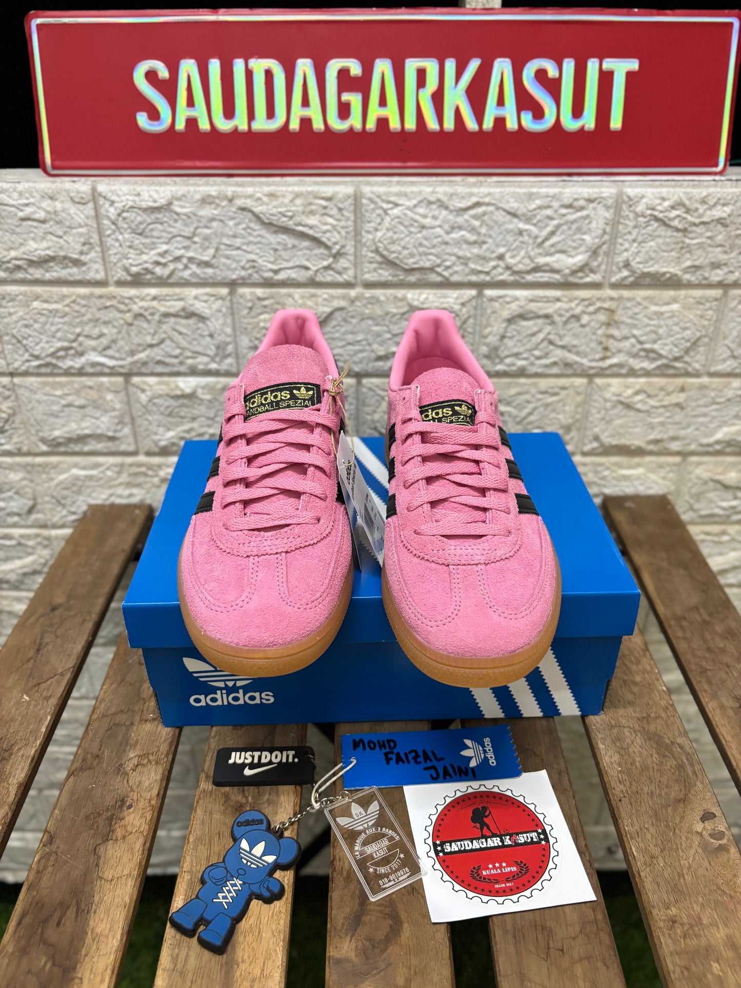 WMNS ADIDAS HANDBALL SPEZIAL