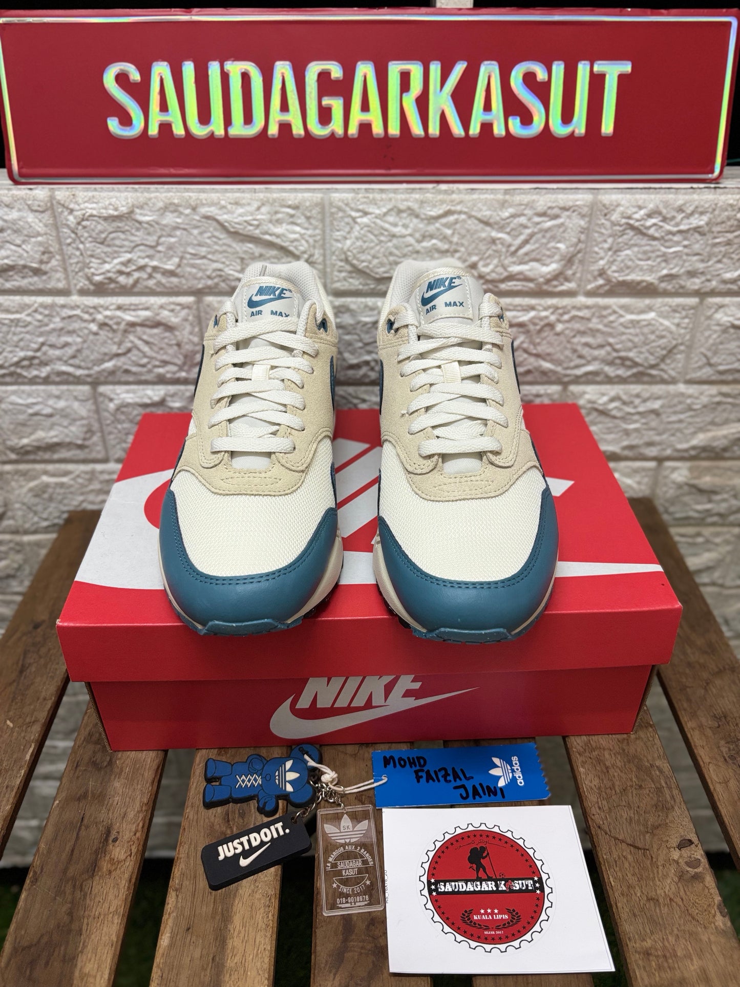 NIKE AIR MAX 1 ESSENTIAL Men